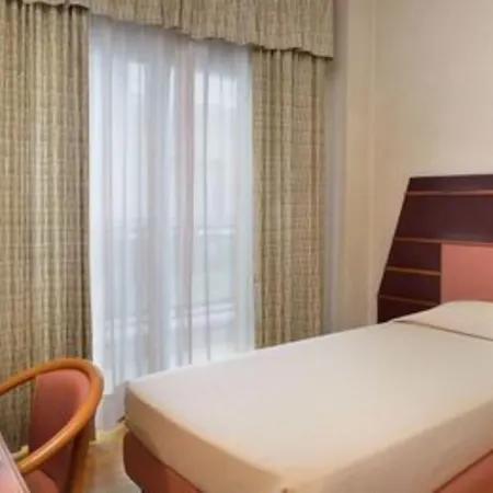 Charlie In Пезаро