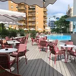 Charlie In Pesaro Ξενοδοχείο 4*
