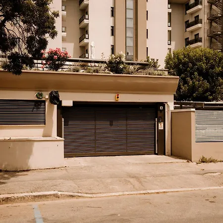 Uappala Cruiser Hotel 4*