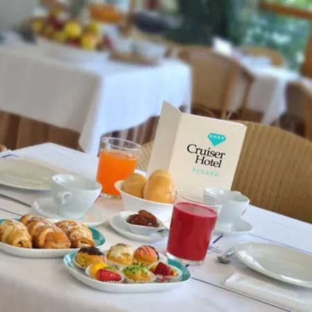 Hotell Charlie In 4*