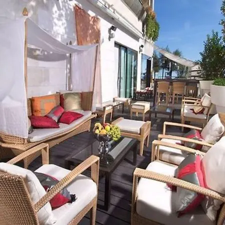 Uappala Cruiser Hotel