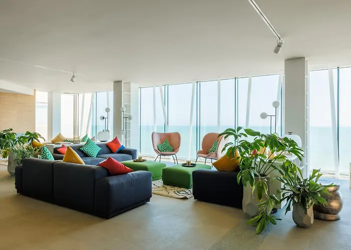 Charlie In 4* Pesaro