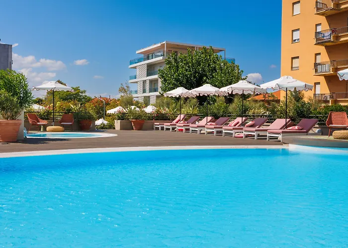 Hotel Charlie In Pesaro